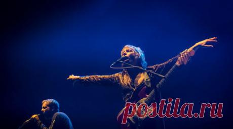 Погибшими в авиакатастрофе на Багамах оказались участники группы The Pond Band. Погибшими в авиакатастрофе на Багамах оказались участники местной музыкальной группы The Pond Band и диджей. Читать далее