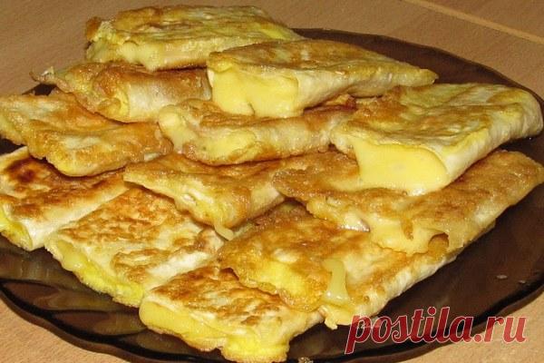 Сытный завтрак из тонкого лаваша