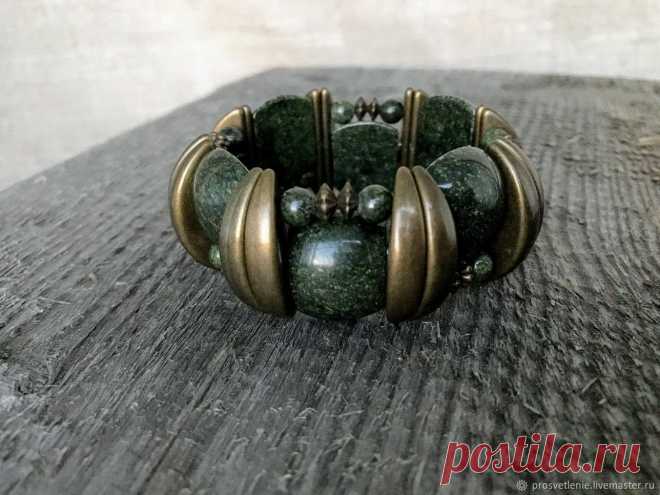 Wide bracelet made of natural stones. Decoration in the style boho – купить на Ярмарке Мастеров – GHNG7COM | Bead bracelet, Voronezh Wide bracelet made of natural stones. Decoration in the style boho в интернет-магазине на Ярмарке Мастеров. A massive bracelet made of stone
  
 Stylish wide bracelet from natural stones coil. Very easy to put on and wear because the jewelry is assembled on the elastic. Complete with original hardware in bronze, which sets off the Matt stones of the coil.
