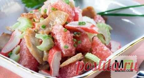 Салат из курицы с крабовыми палочками - кулинарный рецепт. Миллион Меню