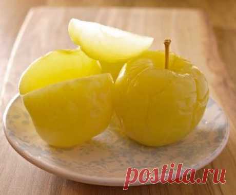 Моченые яблоки в банках — очень вкусная заготовка