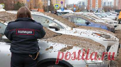 Стёкла шести квартир выбило при обрушении части «Снежкома» в Красногорске. Стёкла шести квартир в жилых домах выбило при обрушении части комплекса «Снежком» в подмосковном Красногорске. Читать далее