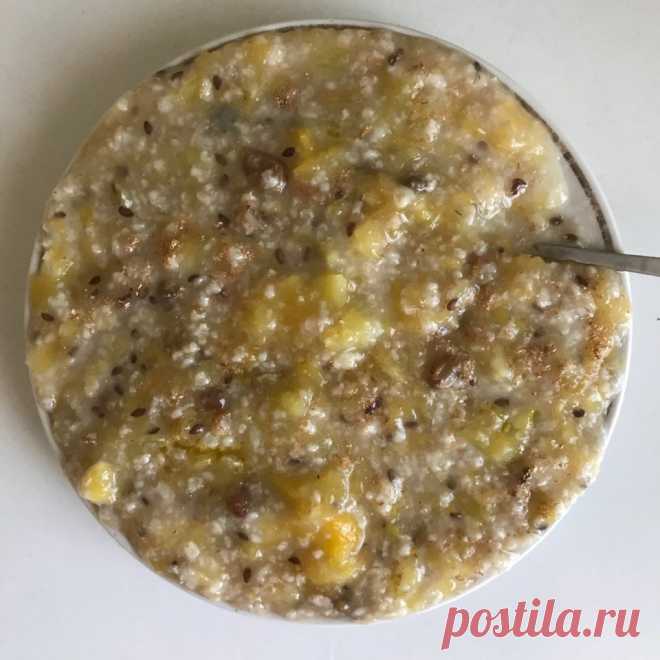 Овсяная каша с тыквой и изюмом.