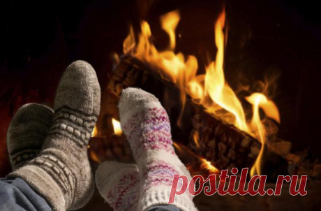Почему мерзнут ноги в тепле: причины, что делать?