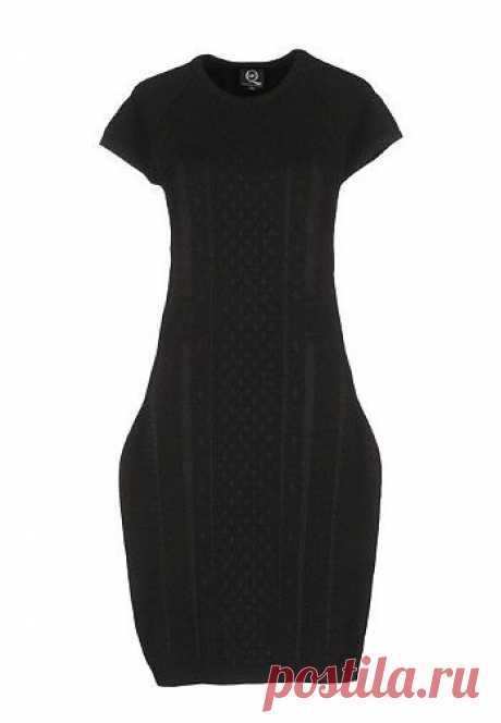 Черное платье из трикотажа