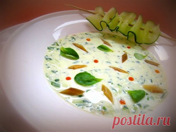 Пикантный, интересный холодный суп с огурцом и копчёной рыбой — Вкусные рецепты