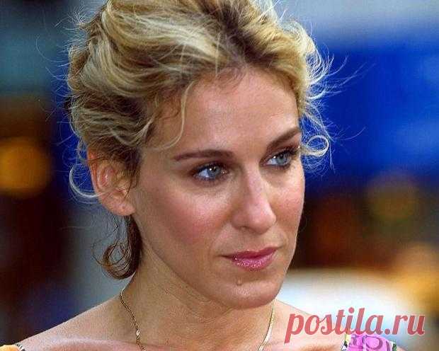 Сара Джессика Паркер попала в неприятную историю: ювелирный бренд обвинил актрису в краже