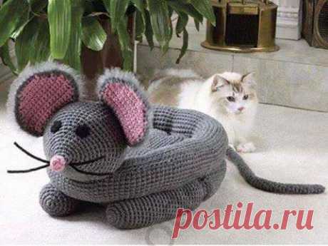 (1) Facebook