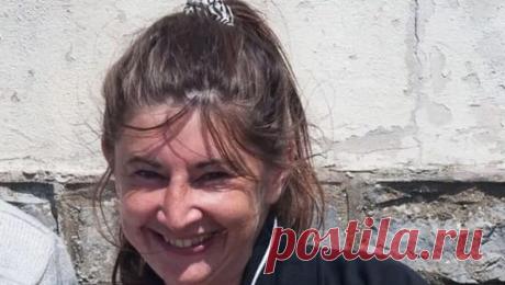Британка высосала яд из пальца после того, как ее укусила змея. Британка высосала яд из пальца после того, как ее укусила змея, пишет Daily Star. Это произошло, когда она шла босиком по тропинке не вершине скалы. Даниэль Дентон рассказала, что подумала, что наступила на мусор, но когда посмотрела ...