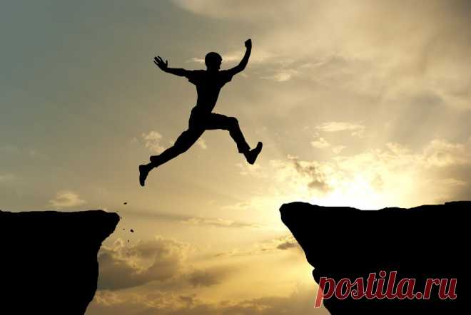 10 Things Everyone Thinks Are True About Achieving Success (That Actually Are Not)