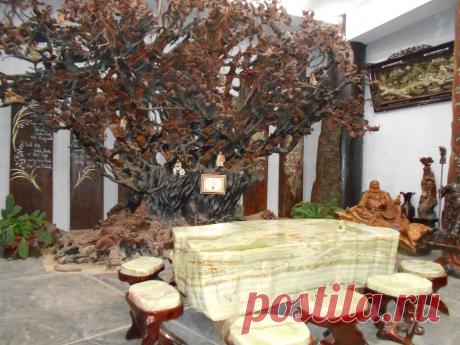 Фото Столика из оникса. Альбом Вьетнам в Нячанге 15 - 25.12.16. - 95 фото. Фотографии Сергей Захаров.