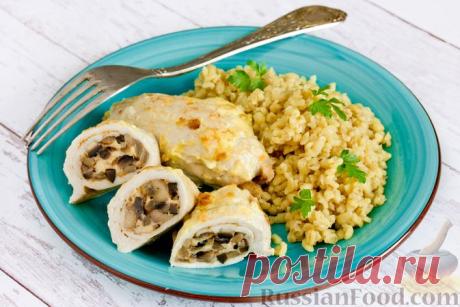 Рецепт: Куриные рулетики с грибами, маслинами и сыром (в духовке) на RussianFood.com