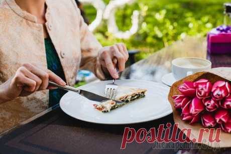15 советов, которые воспитают в вас столовый этикет