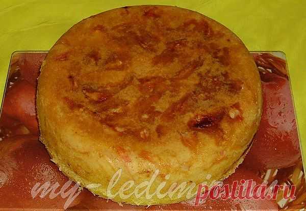 Шарлотка с яблоками в мультиварке