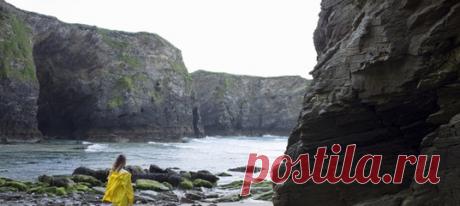 На планете для каждого из нас есть место, где мы можем почувствовать себя свободными и счастливыми. Это могут быть и старая дача за городом, и уединенная морская бухта, и даже лавочка в любимом парке. Даосские мудрецы уверены, что места силы дарят нам энергию: нужно только знать, как ее получить. #познаниесебя #самопознание #снятиестресса #расслабление