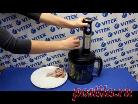 Рецепт приготовления салата из копченой курицы и сельдерея в блендере VITEK VT-3401 BK