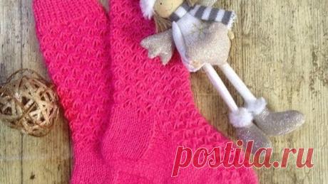 Вяжем ажурные носочки