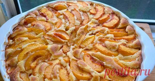 Сливочный пирог с персиками 343 ккал рецепт с фото пошаговый от Валерия Беликова - Овкусе.ру Это очень нежный и сочный пирог с персиками он шикарен, но можно и с любыми сезонными фруктами.