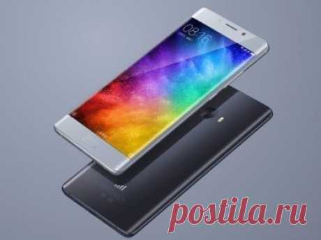Xiaomi отрицает существование Mi Note 2 с незагнутым экраном В конце октября компания Xiaomi представила флагманский смартпэд Mi Note 2, одной из особенностей которого стал изогнутый по бокам дисплей, как в устройствах Samsung. Спустя некоторое время в сети начали появляться слухи о том, что в скором времени будет представлена более доступная версия Mi Note 2 с такими же характеристиками, но &quot;плоским&quot; экраном. Однако несмотря на то, что девайс якобы прошёл сертификацию в китайской…