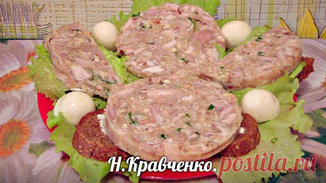 Куриный рулет с орехами в пластиковой бутылке — лучше любой колбасы Всегда хочется еще! Ингредиенты: курица – 1,3-1,5 кг,грецкие орехи – 80-100 гр,чеснок – 3-4 зубчика,желатин – 30 гр,соль, перец. Приготовление: Нарезаем курицу кусками и кладем ее в сковородку с толстыми стенками...