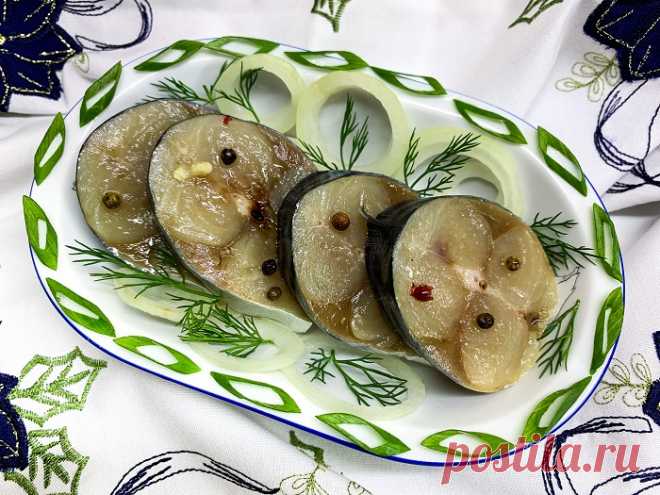 Рецепт скумбрии кусочками в банке в масле и уксусе