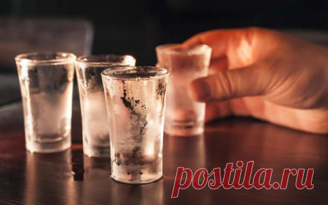 В чем различие между водкой, водкой особой и настойкой? | Еда и кулинария