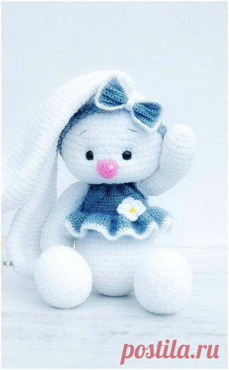 KNITTED BUNNY
