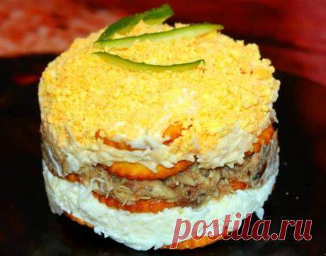 Рыбный салат с крекерами — Sloosh – кулинарные рецепты