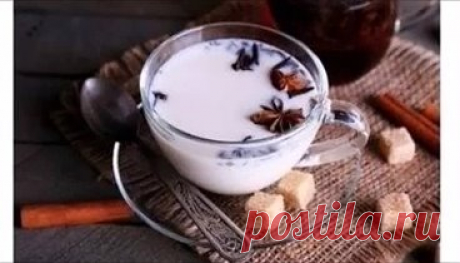 Пряный чай латте