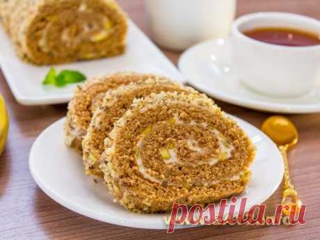 Рулет с банановым суфле и грецкими орехами