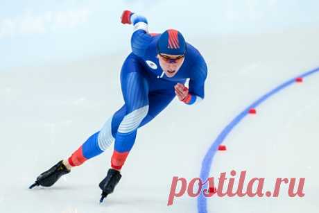 Российская конькобежка Голикова завоевала бронзу на Олимпиаде в Пекине. Российская конькобежка Ангелина Голикова завоевала бронзовую медаль в забеге на 500 метров на Олимпиаде в Пекине. 30-летняя россиянка замкнула тройку призеров с отставанием от лидера в 0,17 секунды. Победительницей стала американка Эрин Джексон. Серебро — у японки Михо Такаги.