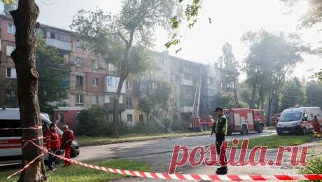 В Кривом Роге произошли взрывы. Взрывы зафиксировали в ночь на 24 декабря в городе Кривой Рог в Днепропетровской области Украины. Об этом сообщает украинское издание "Политика страны". "Взрывы в Кривом Роге", - отметили в сообщении в в ...