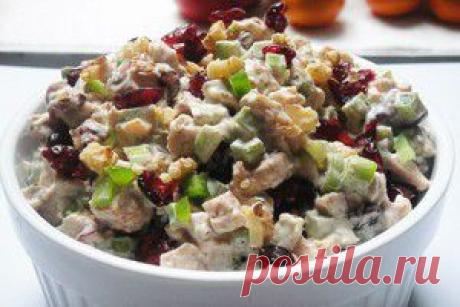 Салат из курицы праздничный