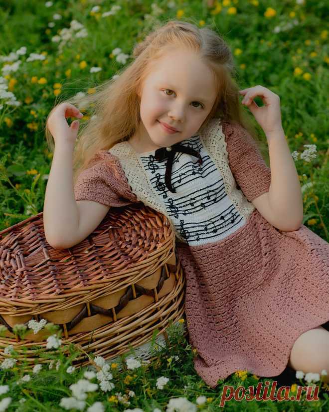 Photo shared by АНАСТАСИЯ КОРОЛЕНКО/ МК on August 29, 2021 tagging @akhmetova_model. May be an image of person, child, standing and outdoors.