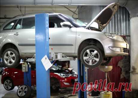 Народный лайфхак: Как уберечься от обмана в автосервисе и вернуть 10% стоимости ремонта В интернете без труда можно найти истории про самые распространенные способы обмана автолюбителей в автосервисах: тут и накрутка стоимости, и вписывание в наряд-заказ ненужных работ, и замена исправных запчастей, равно как и замена неисправных на бывшие в употреблении, но по расценкам новых. Возникает резонный вопрос — как обычному автовладельцу с этим бороться?