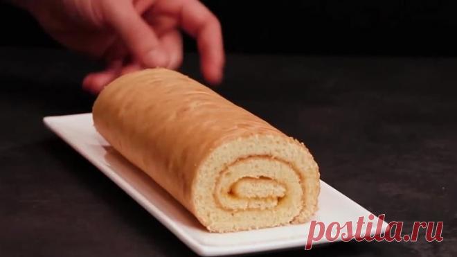 Рулет с абрикосовым джемом