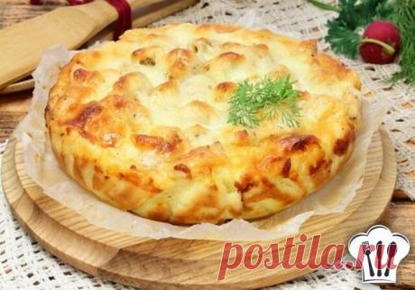 Готовим изумительно вкусное блюдо к ужину. Это очень вкусно!‍🥘🥚🥧🧀

Сочная куриная грудка запеченная в духовке

Ингредиенты

 300 г варёного куриного мяса (филе)
 2 ст.л. муки
 2 яйца
 0,5 ч.л. соды
 молотые приправы
 150 мл молока
 50 г сыра
 соль

В миске взбить вилкой яйца с солью, влить молоко и снова взбить в легкую пенку. Добавить просеянную муку и соду (погасив уксусом или лимонным соком). Снова всё взбить вилкой, чтобы не было комочков. Добавить специи по вкусу....