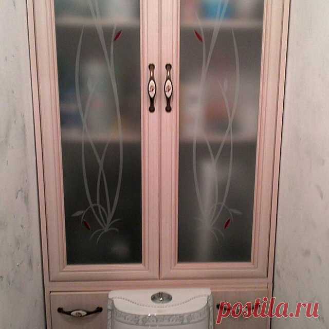 Шкаф в туалет: 15 фото примеров