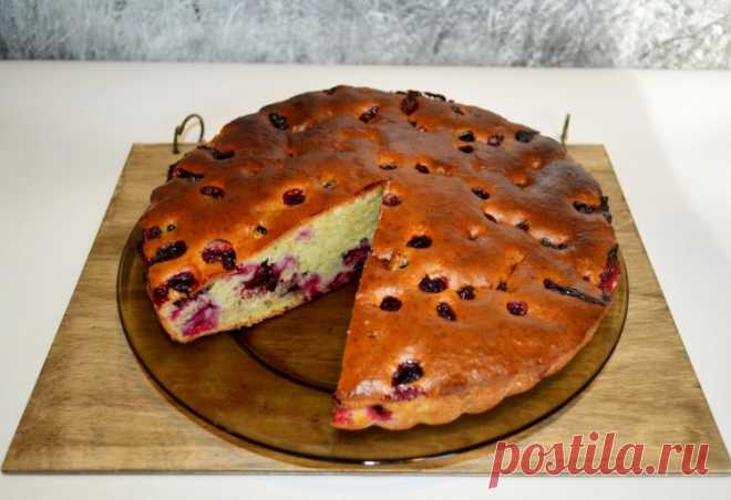 Быстрый пирог на сметане с ягодой! Очень вкусно - Простые рецепты Овкусе.ру