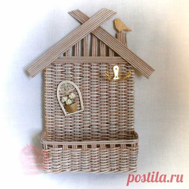 (1) Facebook