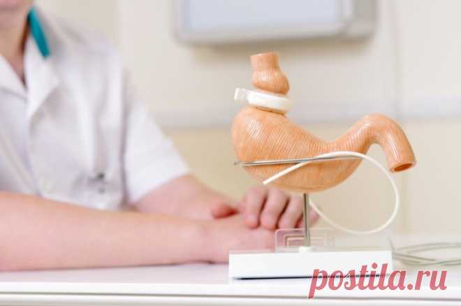 Быстро, но опасно. Врач рассказал, можно ли похудеть без диеты и спорта. Правильнее и надёжнее всего худеть на 3 кг в месяц. Но что делать, если лишних у вас не 10-15 кг, а все 50 или 80? Можно отрезать часть желудка, чтобы есть меньше. Но каковы риски и что нужно учитывать, решаясь на операции по снижению веса?