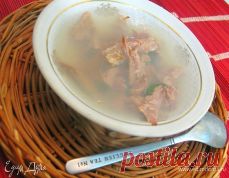 Быстрое заливное мясо. Ингредиенты: индейка, картофель, лук-порей