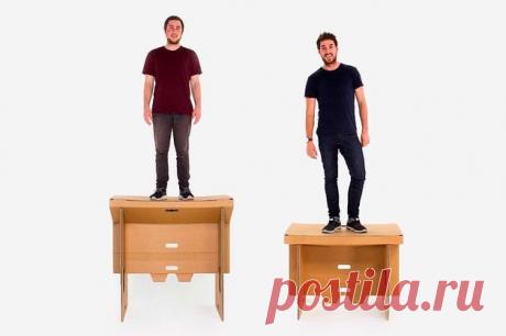 Новый шаг в изготовлении мебели сделала команда американских ребят из Refold, создав портативный стол из экологического материала — картона. Читайте на roomble