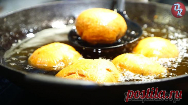 Беляши с мясом Традиционно беляши с мясом делаются, действительно с мелко рубленным мясом. И по форме они напоминают небольшую лепешку с отверстием в центре.Мы сделаем закрытые беляши с начинкой из лука и мясного фа...