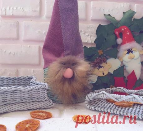 завершена!реклама запрещена!!!Накопительная лотерея №36
Приглашаю всех желающих на мою накопишку угадайку №36🤗
Лот-новогодний,сказочный гномик ,тарелочка -разнос ..Звёздочка.. и маленький разносик для подачи хлеба либо для столовых приборов
В лотереи могут участвовать любой желающий 18+ житель России способный оплатить номерки и почтовые расходы в случае выиграша по тарифу Почта России.
В лотереи играют 72 номерка ,стоимость каждого 40 рублей.Среди количества номерков спр...