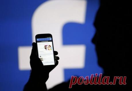 Facebook в галстуке: сеть готовит новый сервис для профессионального общения. | Facebook готовится к запуску нового сервиса Facebook at Work, социальной сети для профессионального общения и совместной работы. Если компании удастся получить доверие корпоративных пользователей, Facebook at Work сможет составить конкуренцию LinkedIn, Google Drive и даже Microsoft Office.   | Новости Латвии :: FOCUS