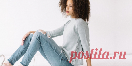 Расклешенный пуловер Galaxie Расклешенный пуловер спицами, связанный по кругу сверху вниз с описанием из Tern 2017.  Модный женский пуловер, вязаный спицами сверху вниз с формированием регланом и расклешенной резинкой по бокам для летящего А силуэта.