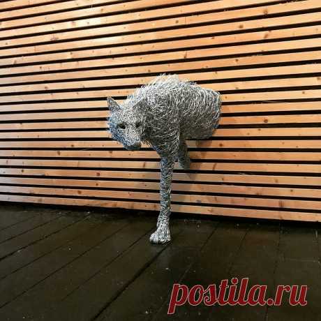 Даже из банальной оцинкованной проволоки можно творить красоту: 9 примеров очаровательных скульптур | АРТИзба | Яндекс Дзен