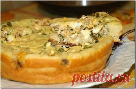 Пирог с рыбными консервами.
