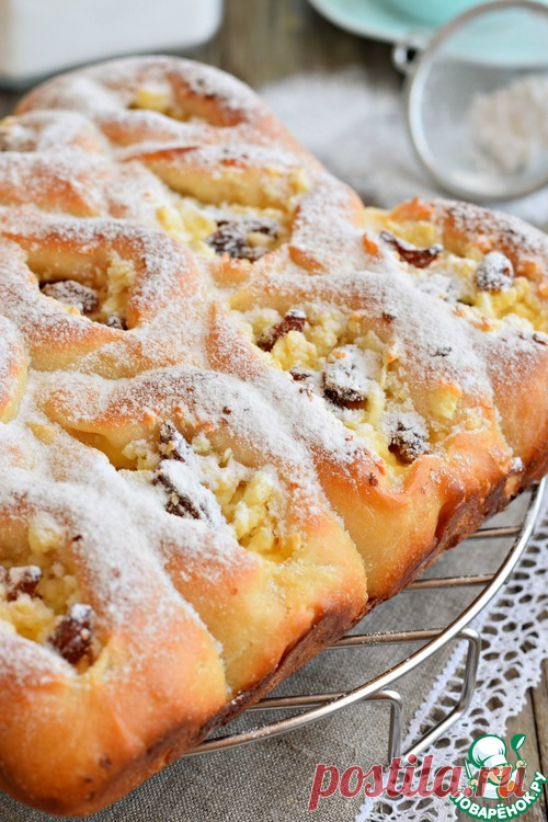 Пирог разборный с творогом и изюмом – кулинарный рецепт